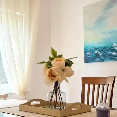 Apartment Garden & Sea Volosko